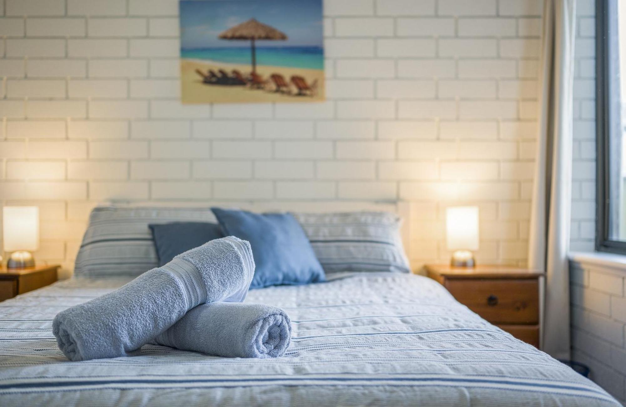 Sun & Surf Aldinga Beach Apartment מראה חיצוני תמונה